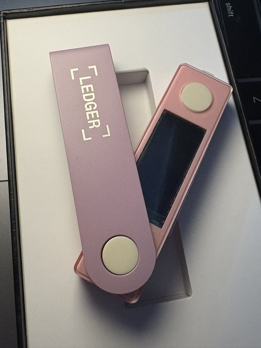 Sona (∇, ∇) tweet media