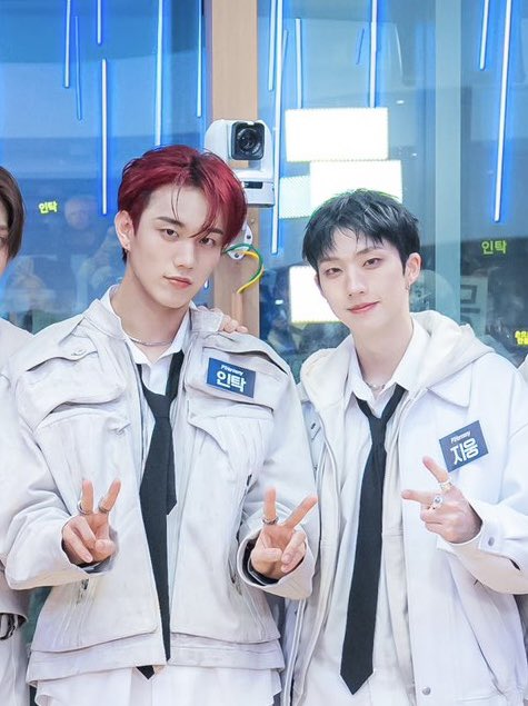 탁즁.zip tweet media