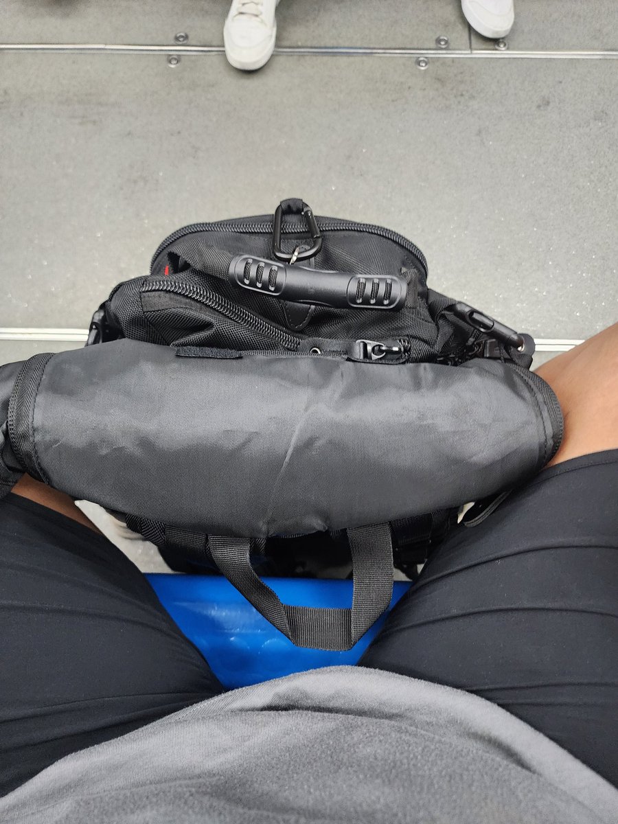 URTOPDAD ⚓ tweet media