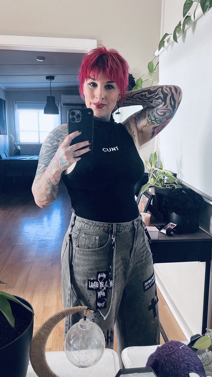 Twoootles tweet media