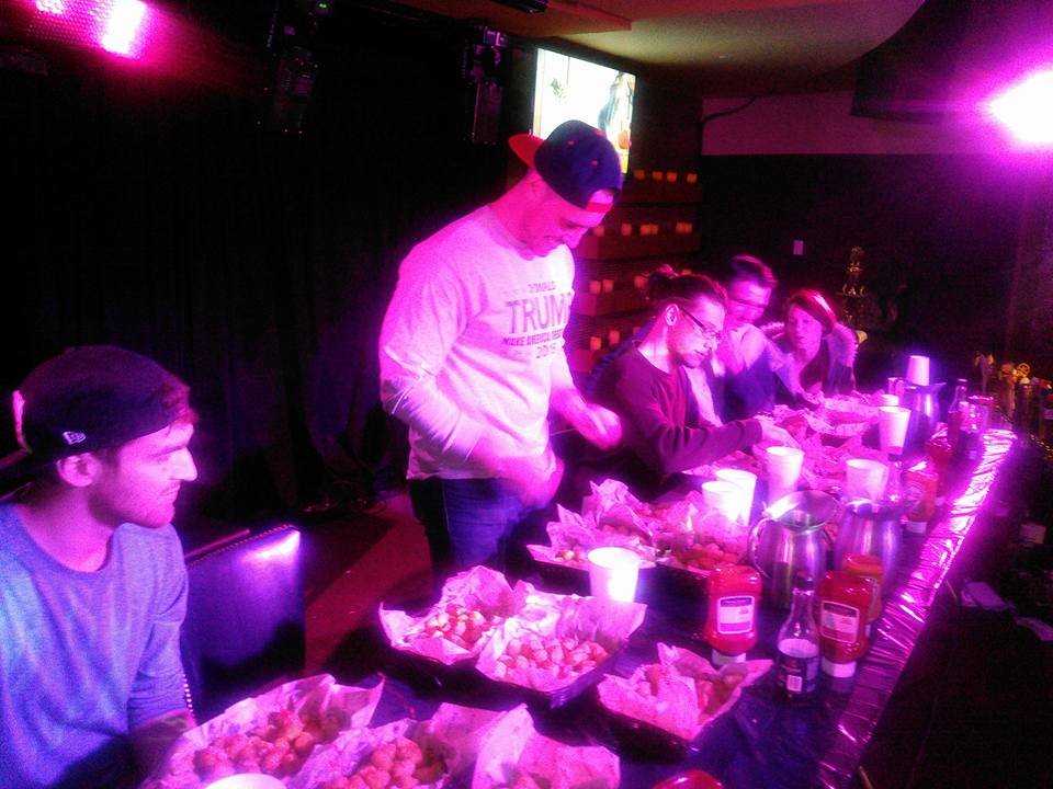 Midnight In The Mountains™🔦🌲💀 tweet media