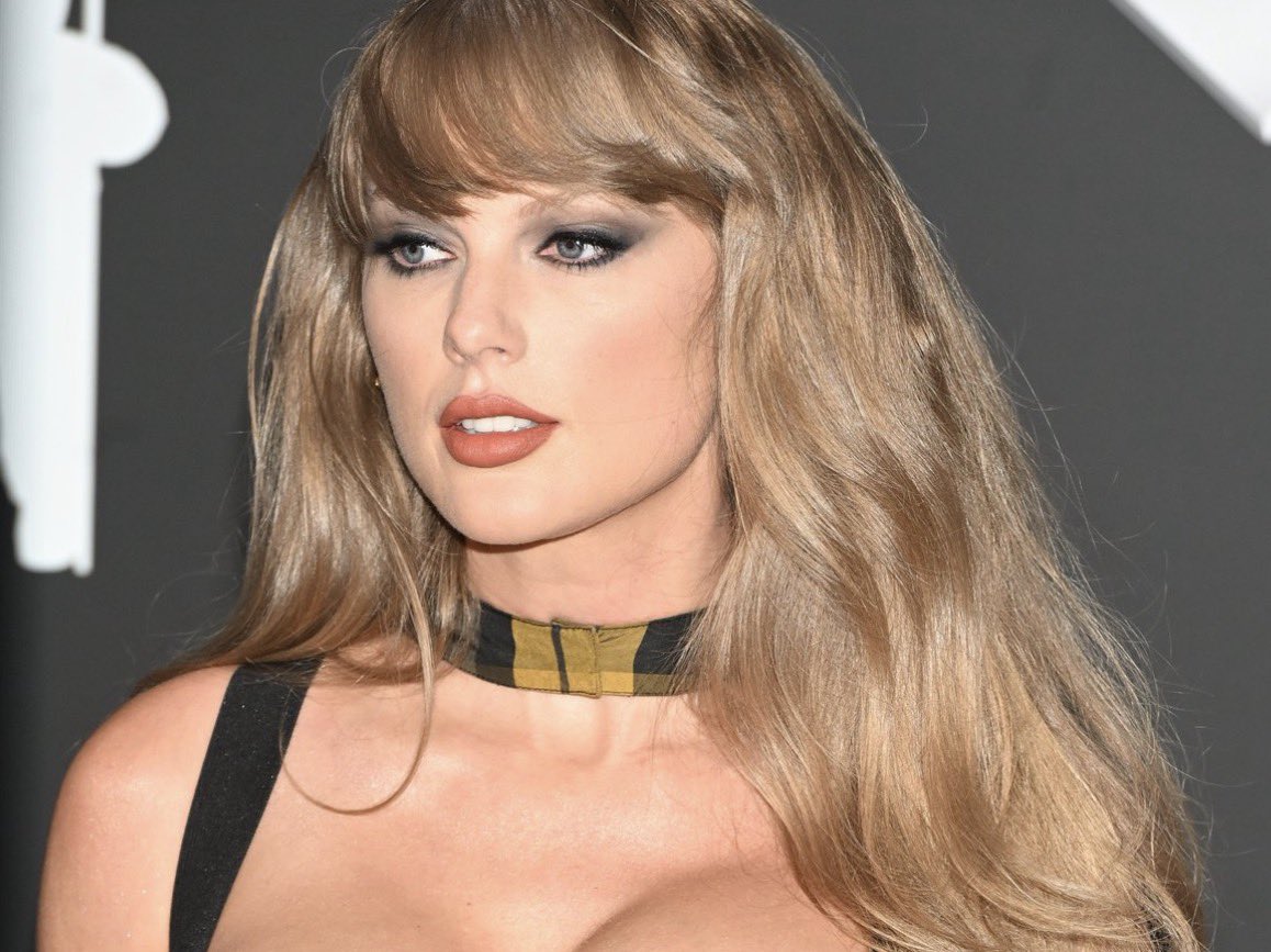 Car🥨 🌵🏈🇨🇦🏒 tweet media