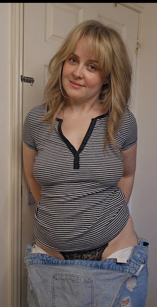 Connie Flame tweet media