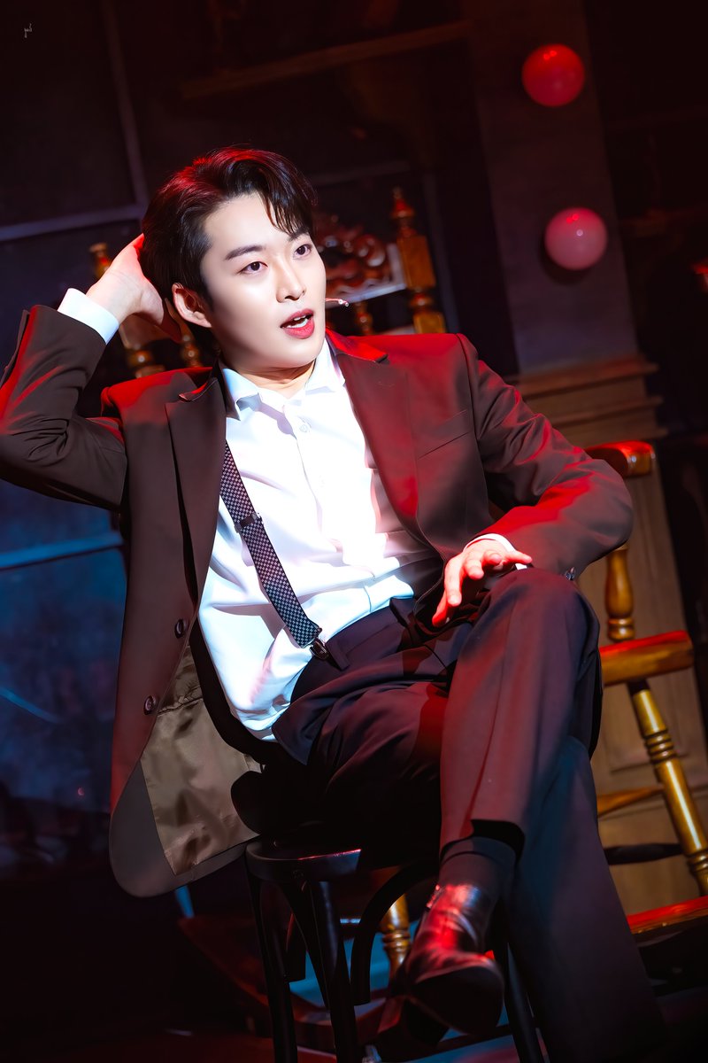 ๐๐๐ tweet media