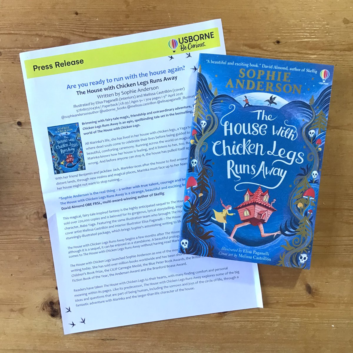 Jacqui Sydney 📕 tweet media