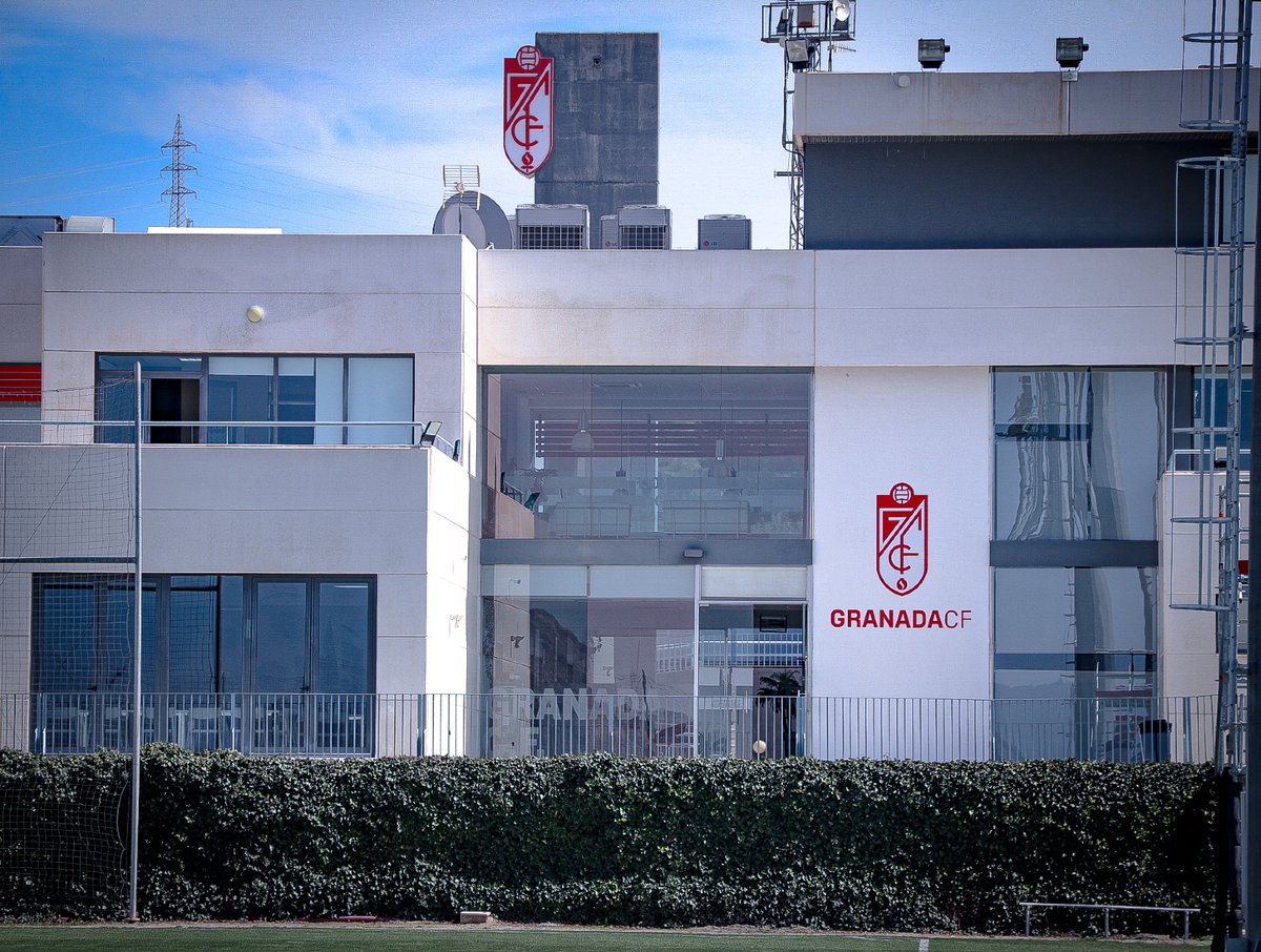 Hércules CF 💙🤍💯 tweet media