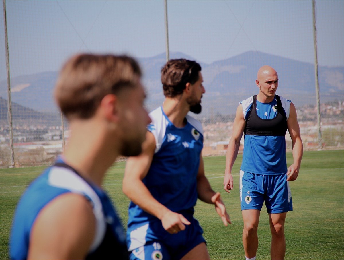 Hércules CF 💙🤍💯 tweet media