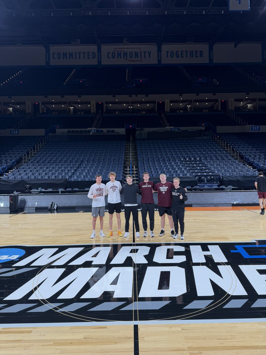 Aggie Basketball Managers tweet media