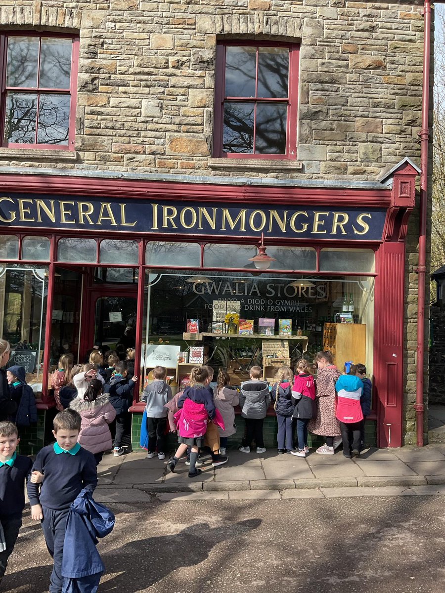 Penpych Community Primary School tweet media