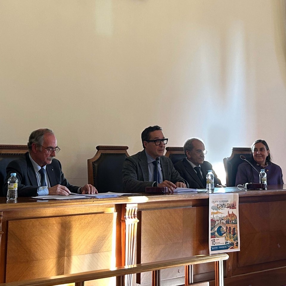 Universidad de Salamanca tweet media