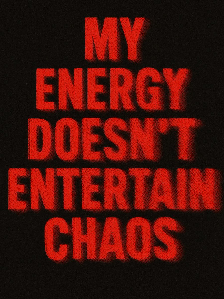 Mini Archillect tweet media