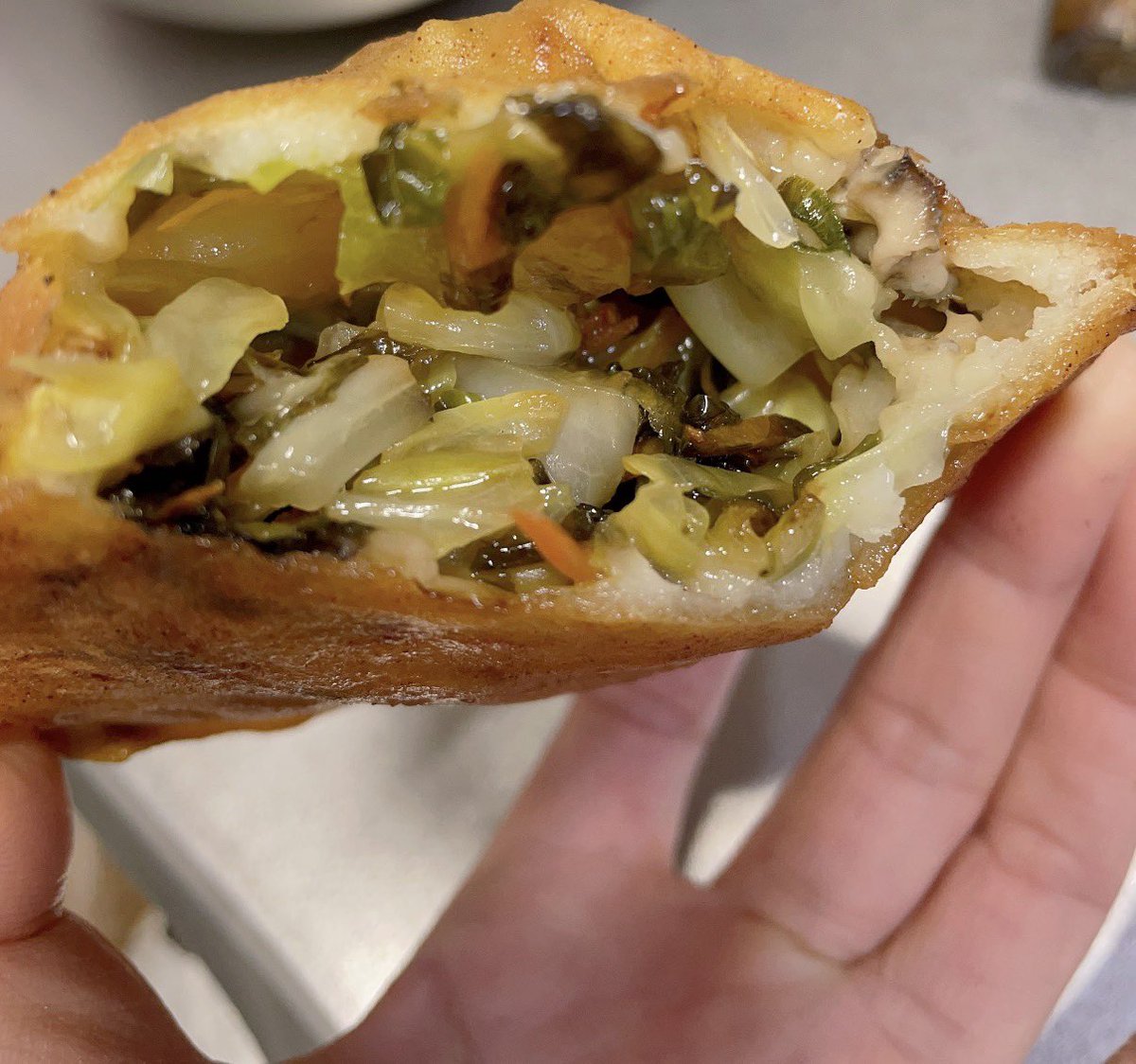 Bella. Chen tweet media