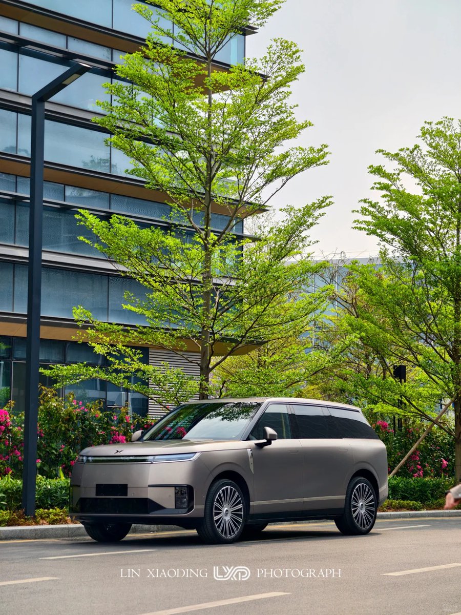 ThinkerCar tweet media