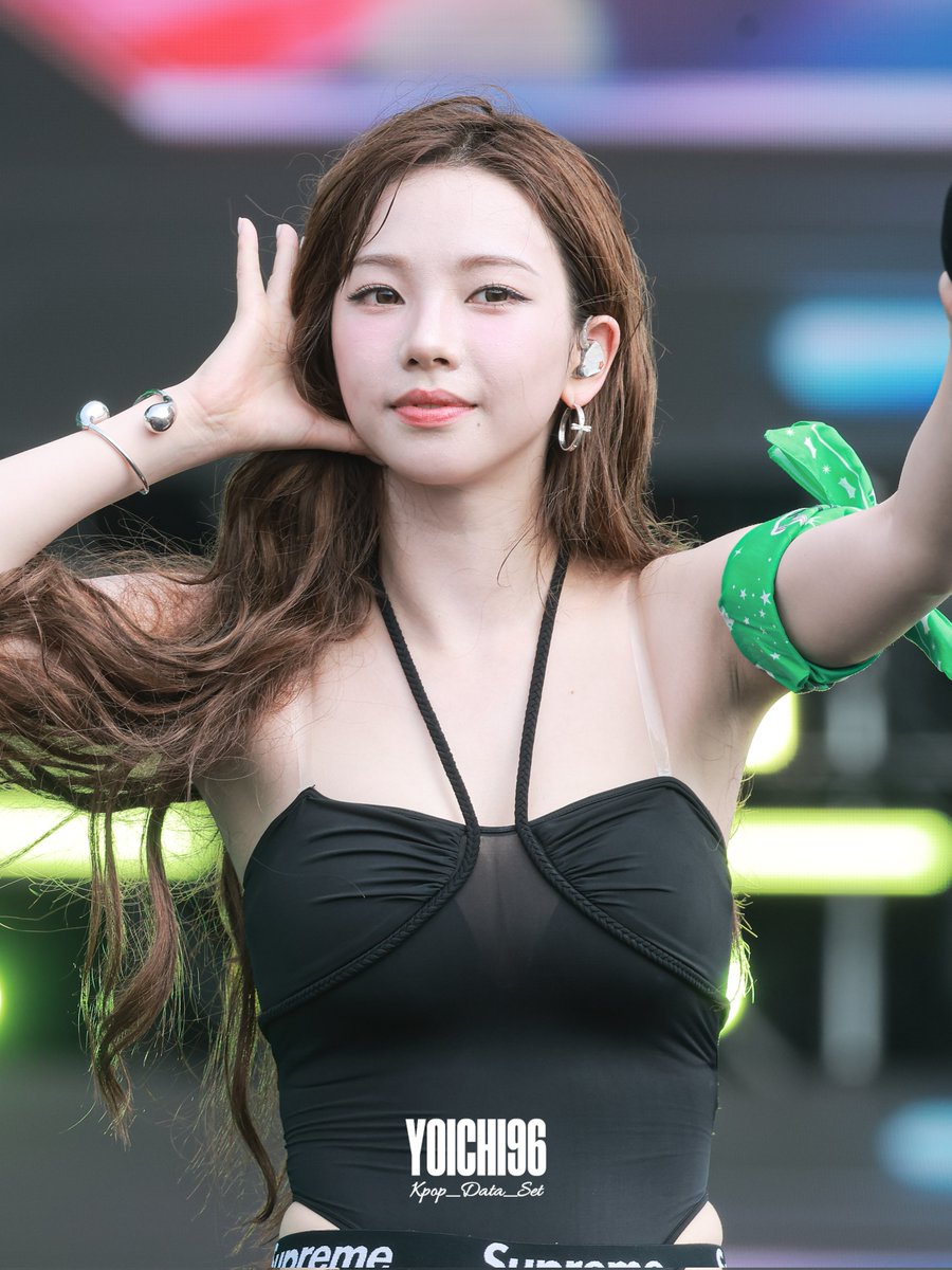 kpop_data_set's tweet photo. 250705 Karina at Waterbomb in Seoul (4)

Load in 4K

#KARINA #카리나 #AESPA #에스파 https://t.co/BOvFkqTJCd