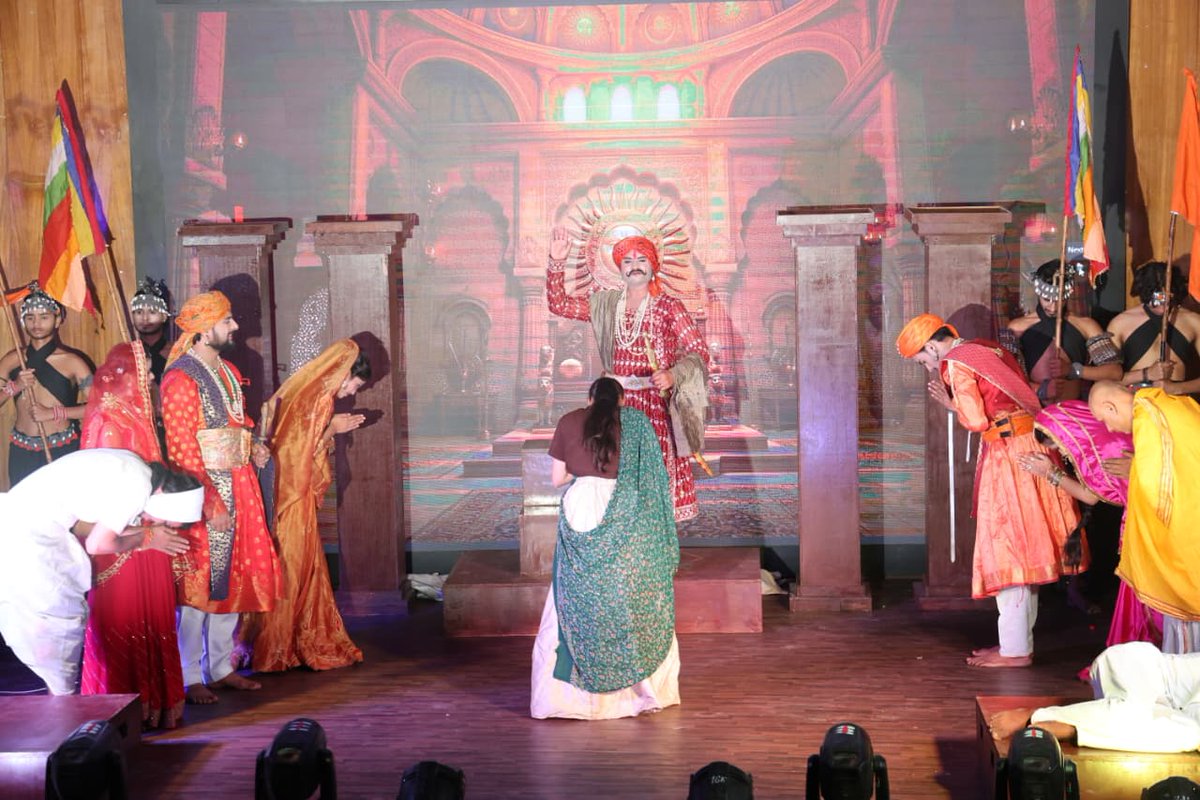 Collector Gwalior tweet media