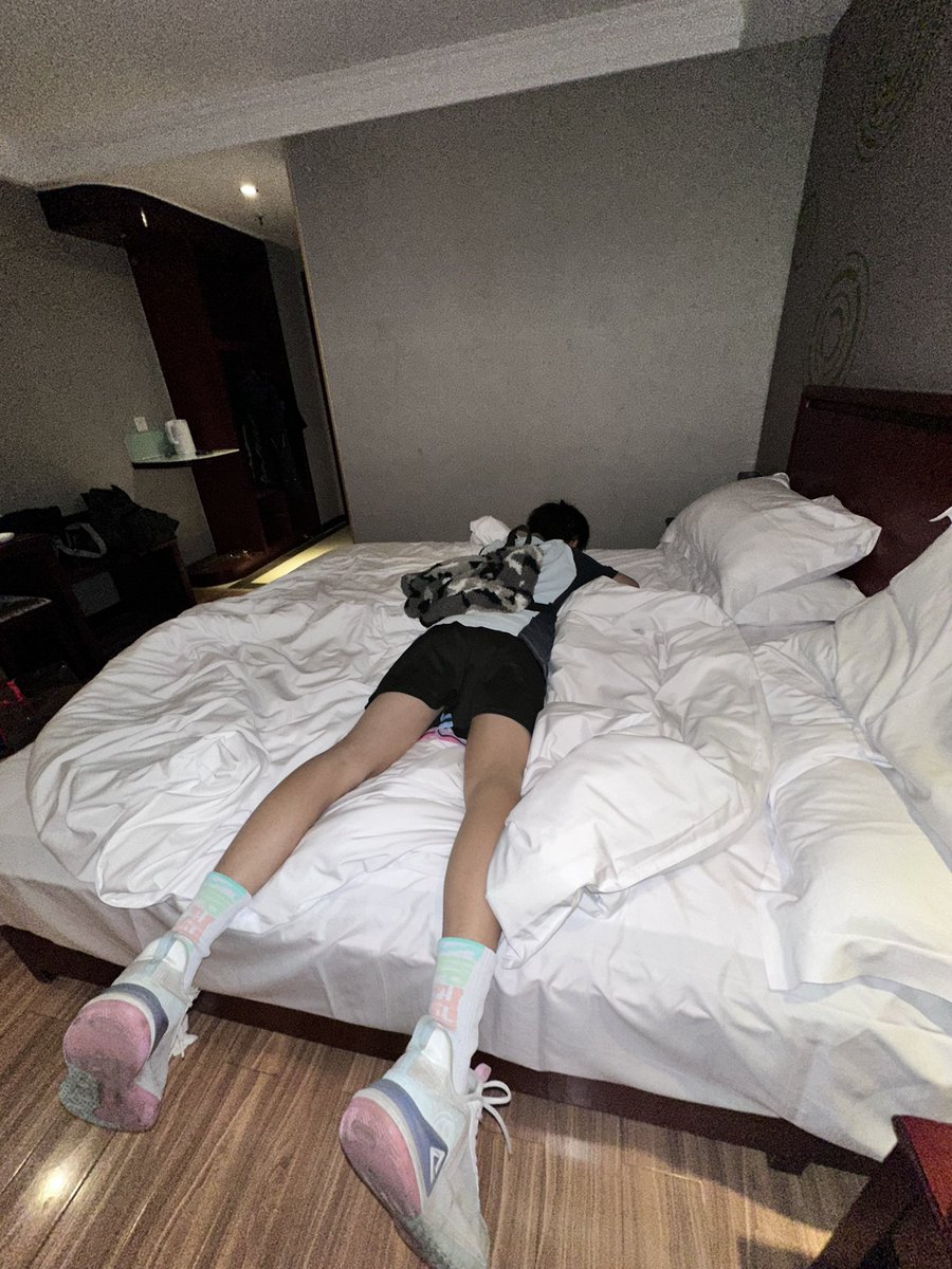 XuYan26276's tweet photo. #南宁#男高 https://t.co/zZRrj3iRbA