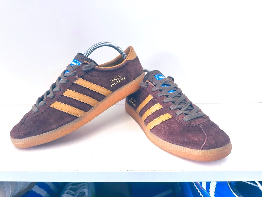 RE5 Customs tweet media