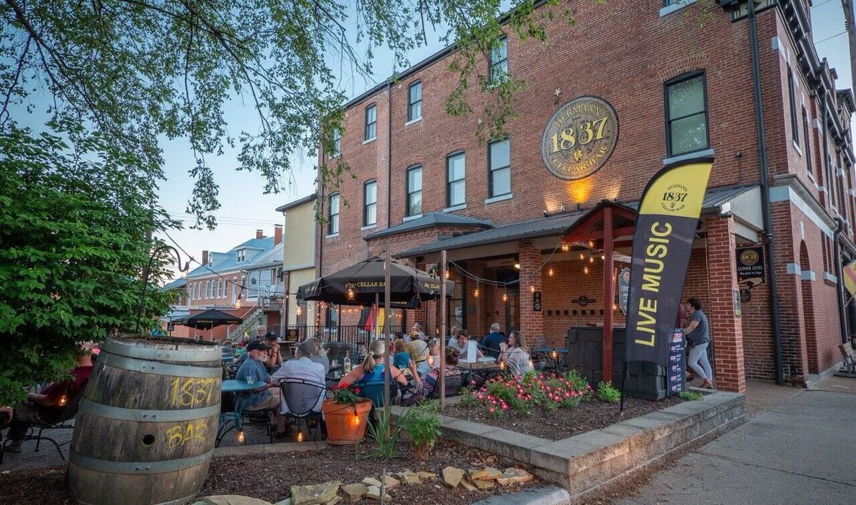 The Timeless Traveler tweet media