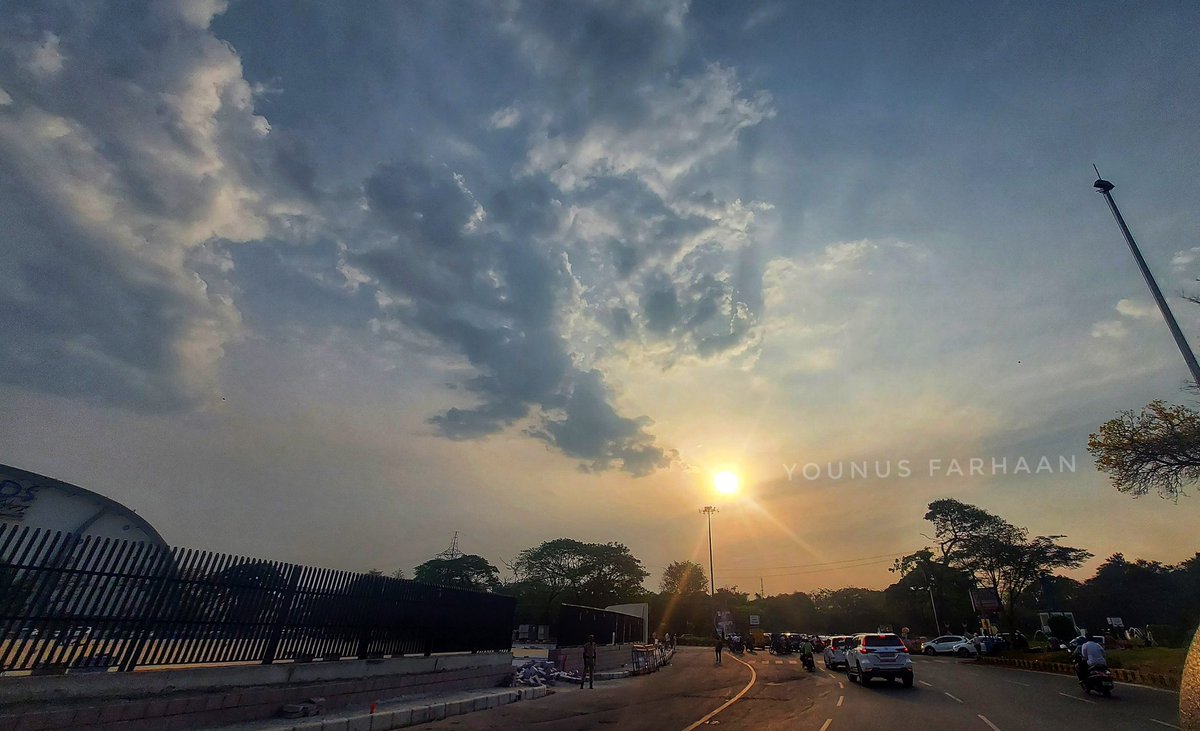 Younus Farhaan tweet media