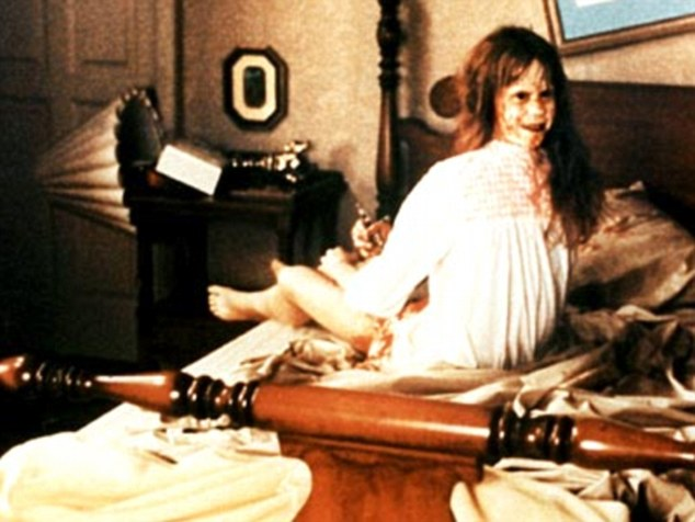 Замаханий репортер tweet media