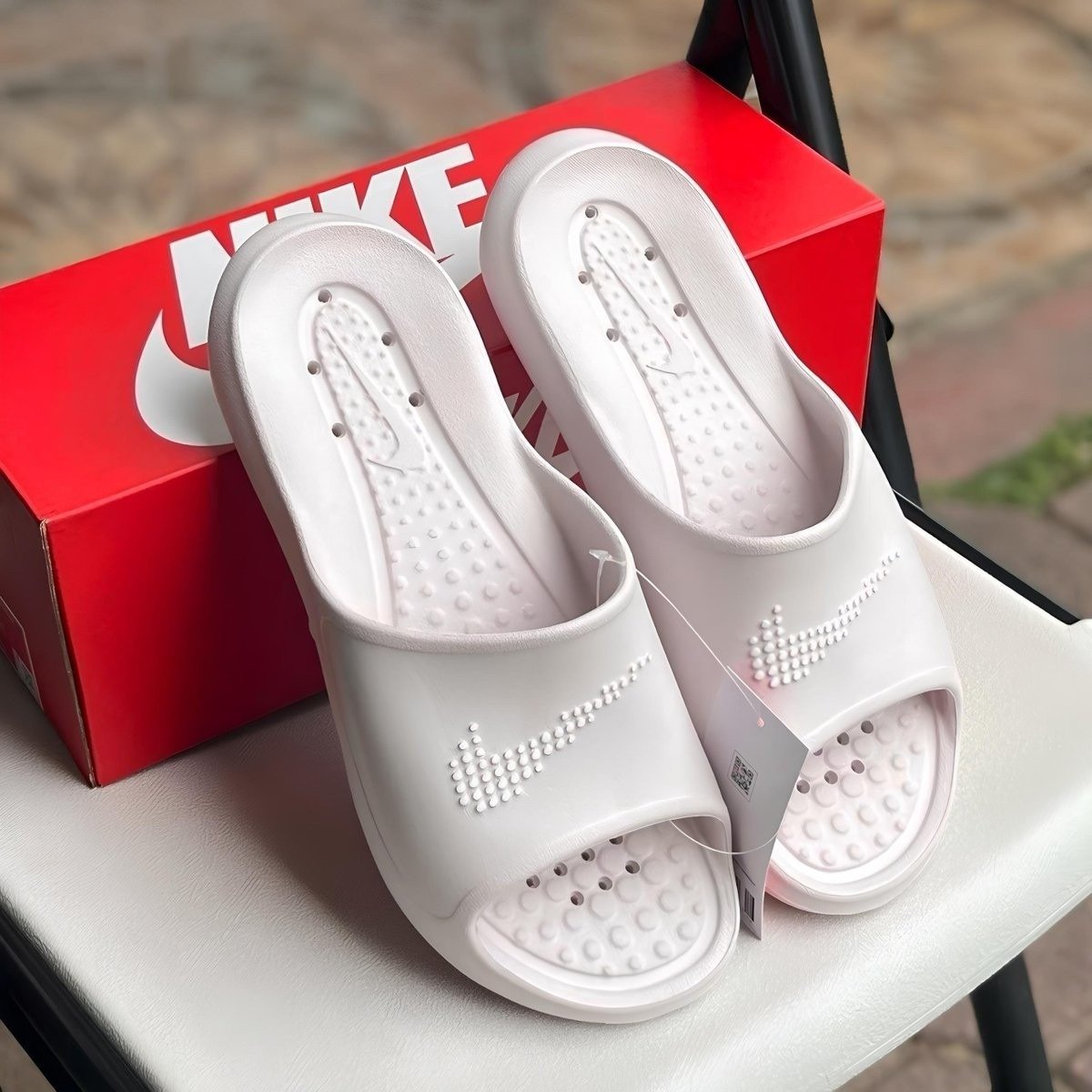 xetdaspromocoes's tweet photo. HAVAIANAS DE PLAYBOY

Chinelo Nike Victori One

De R$ 229 por R$ 109
Use o Cupom: ULTIMAS30 🎟️

Loja Oficial Nike
https://t.co/ljngeB5X0d https://t.co/3aLNScSQmQ