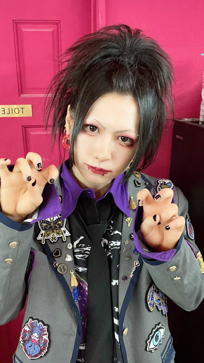 DOG inThePWO 準々 tweet media