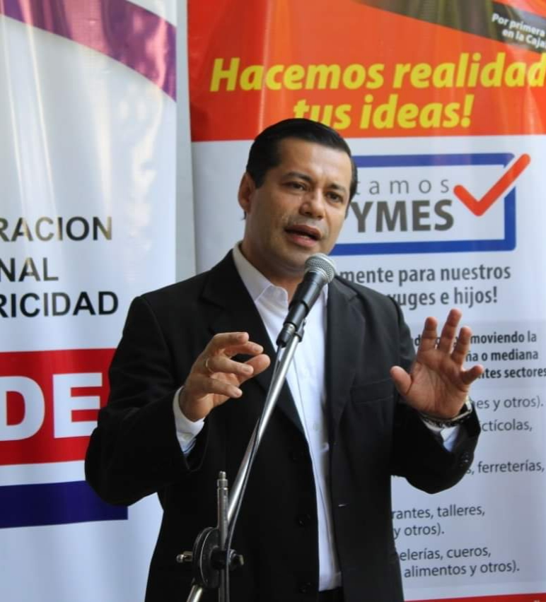 DELPY 📱🎬 tweet media