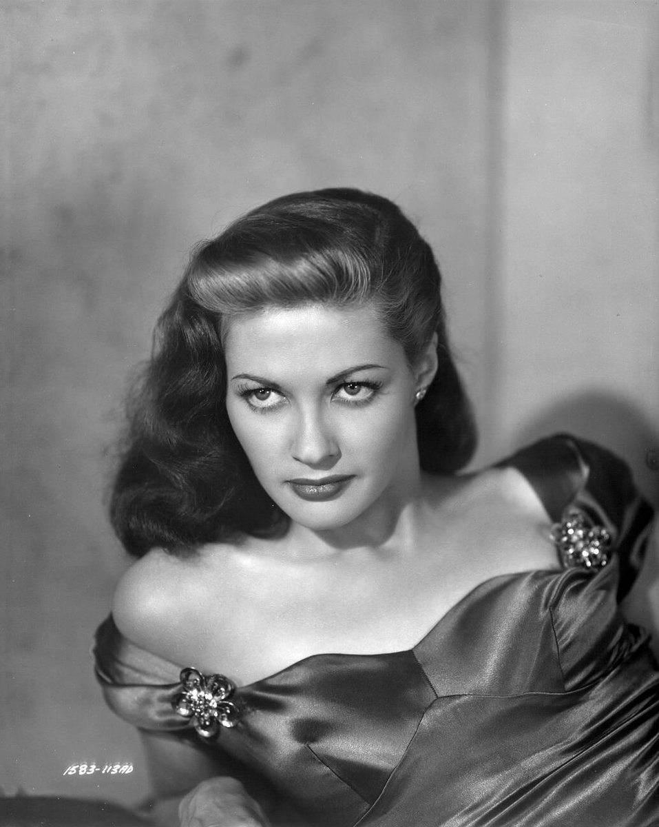 Old Hollywood tweet media