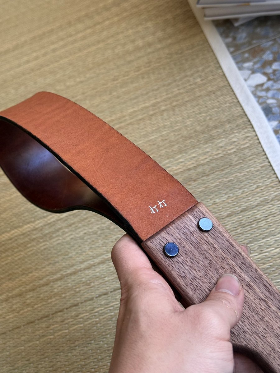 配角革物 tweet media