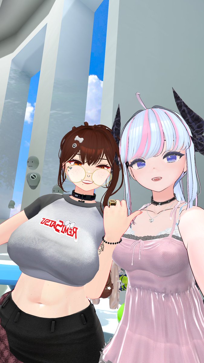 ObiddyVRC tweet media