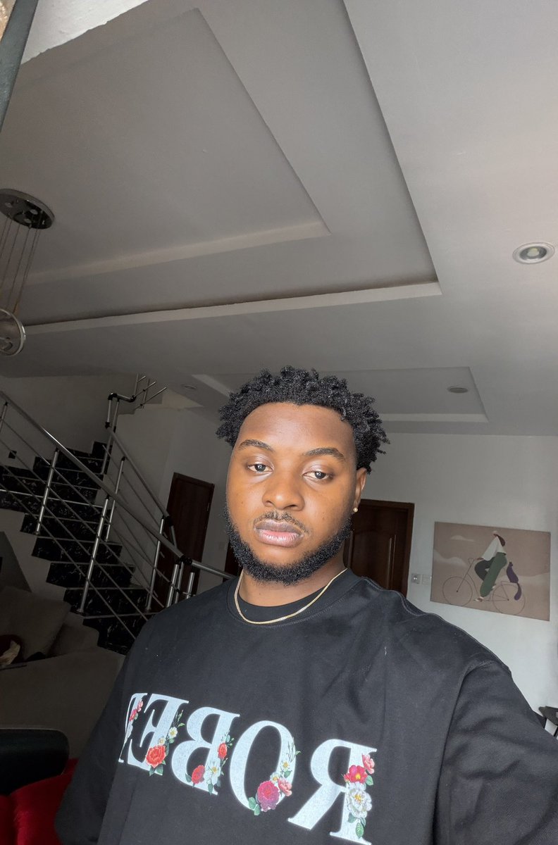 Efua 💡 tweet media