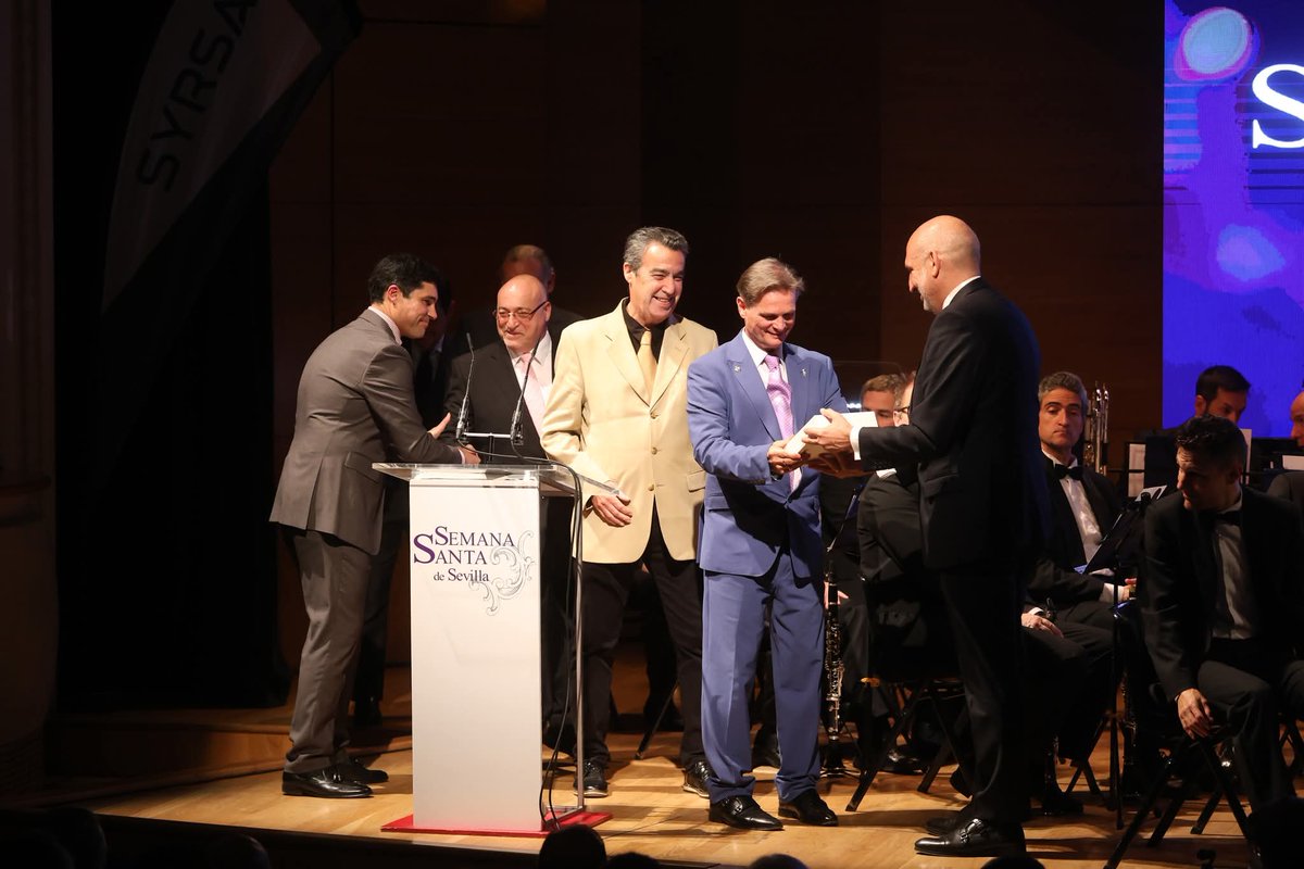 Semana Santa TV tweet media