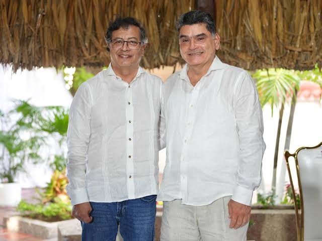 Discrepancies tweet media