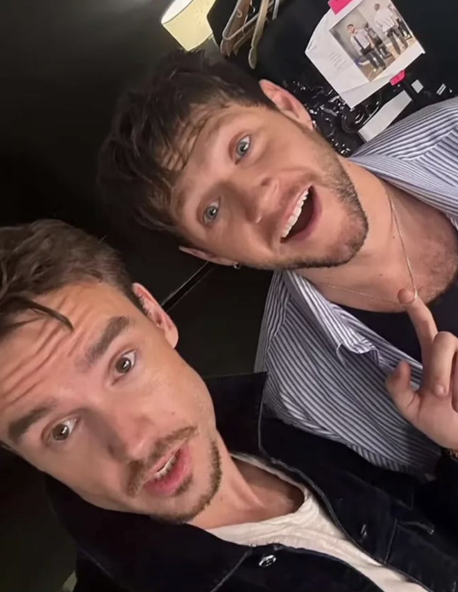 Vicky Nicole ⁷ ❯❯❯❯❯ tweet media