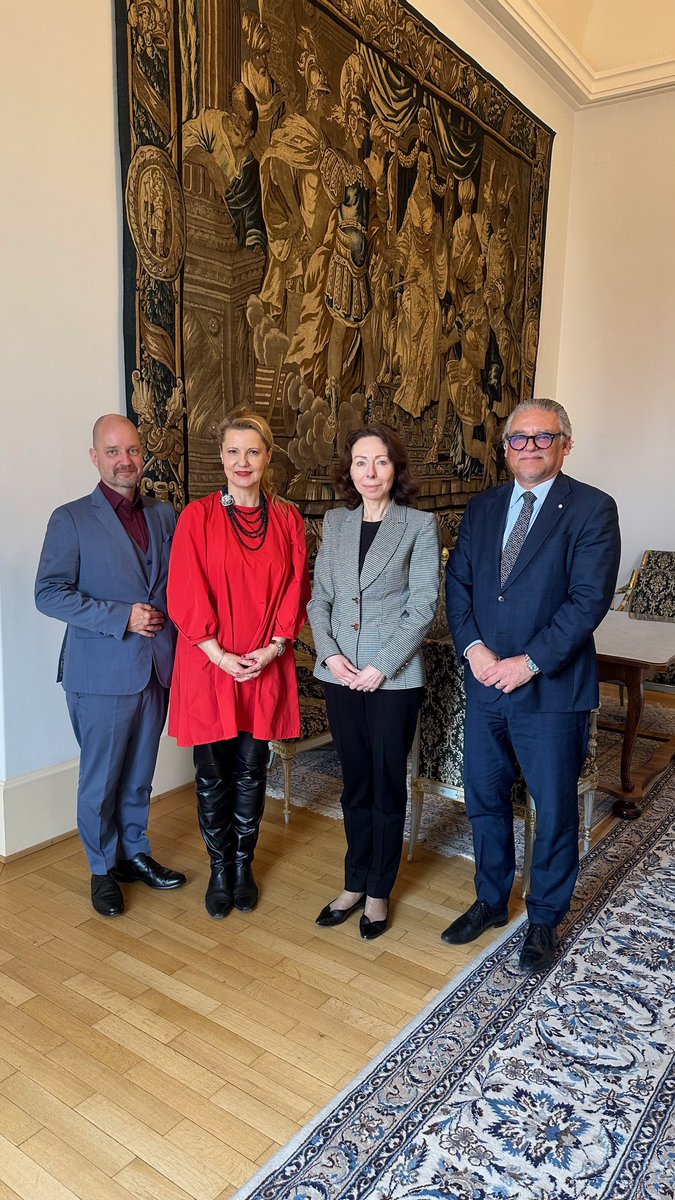 amspcr's tweet image. Důležité jednání s @mzvcr o podpoře exportu po r. 2026! 🇨🇿 Jak zajistit stabilní financování MSP, efektivitu diplomatů a co přinese sloučení CzechTrade &amp;amp; CzechInvest? Diskutovali jsme i o Indii a Mercosuru. Chceme silnou podporu pro české firmy ve světě. #export #businessCZ #MZV