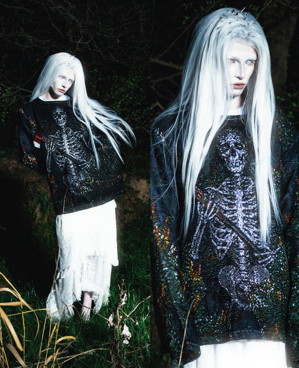 **4444** tweet media