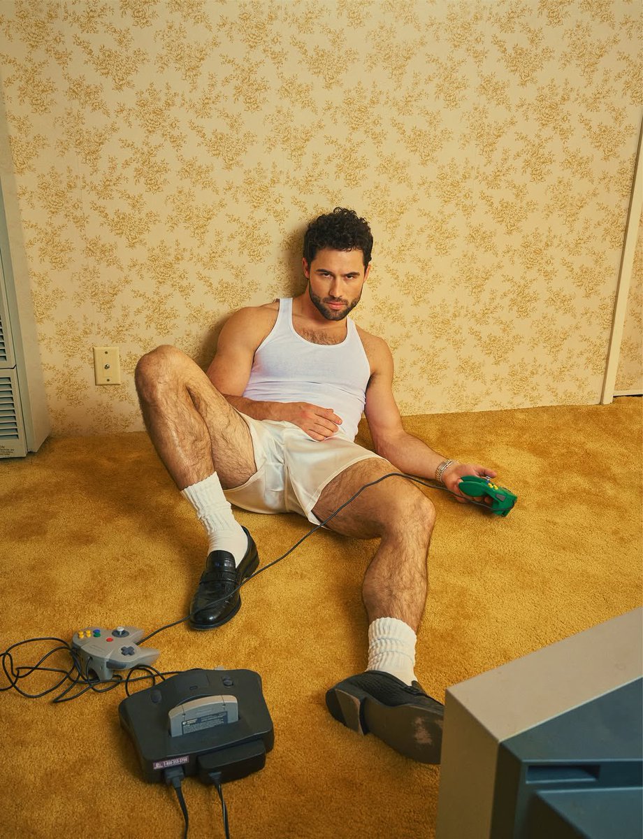 D • G • L • S tweet media