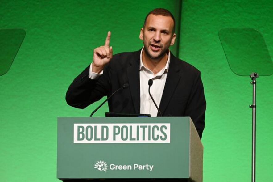 BladeoftheSun tweet media