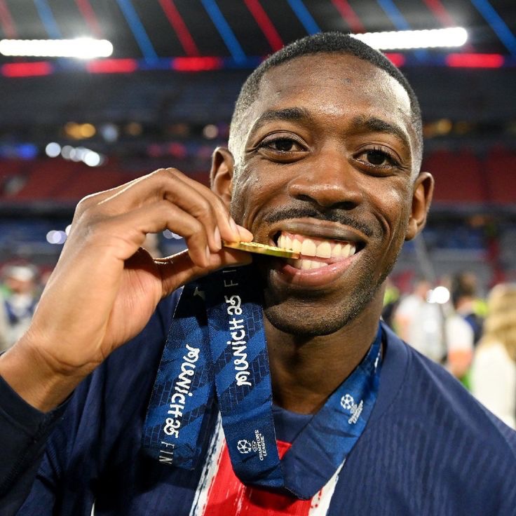 Dembouz Xtra 🇨🇵 tweet media