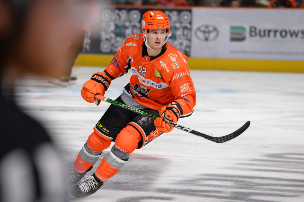 HockeyMaritime's tweet photo. Happy 28th Birthday to Sydney, Nova Scotia's Mitchell Balmas 🎂🎉!!

Currently in his third year with the EIHL's🇬🇧 Sheffield Steelers, Balmas is leading the league this season in both points (61) and goals (31).

#EIHL #NovaScotia #HockeyX #Balmas https://t.co/AoUCkCgFQC