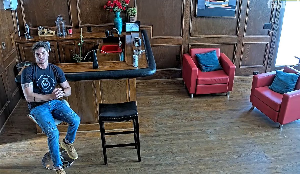 BEVERAGE USER tweet media