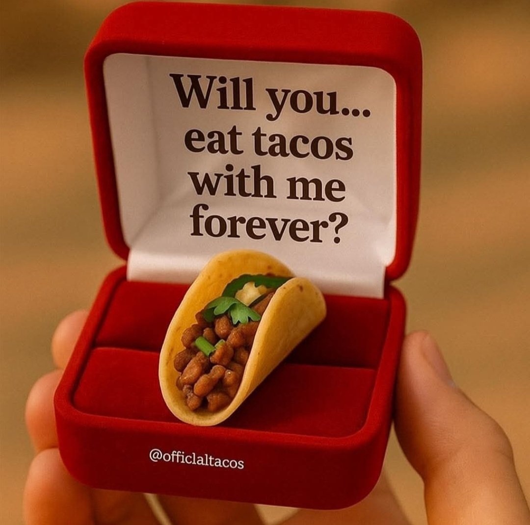 LightBoxNews tweet media