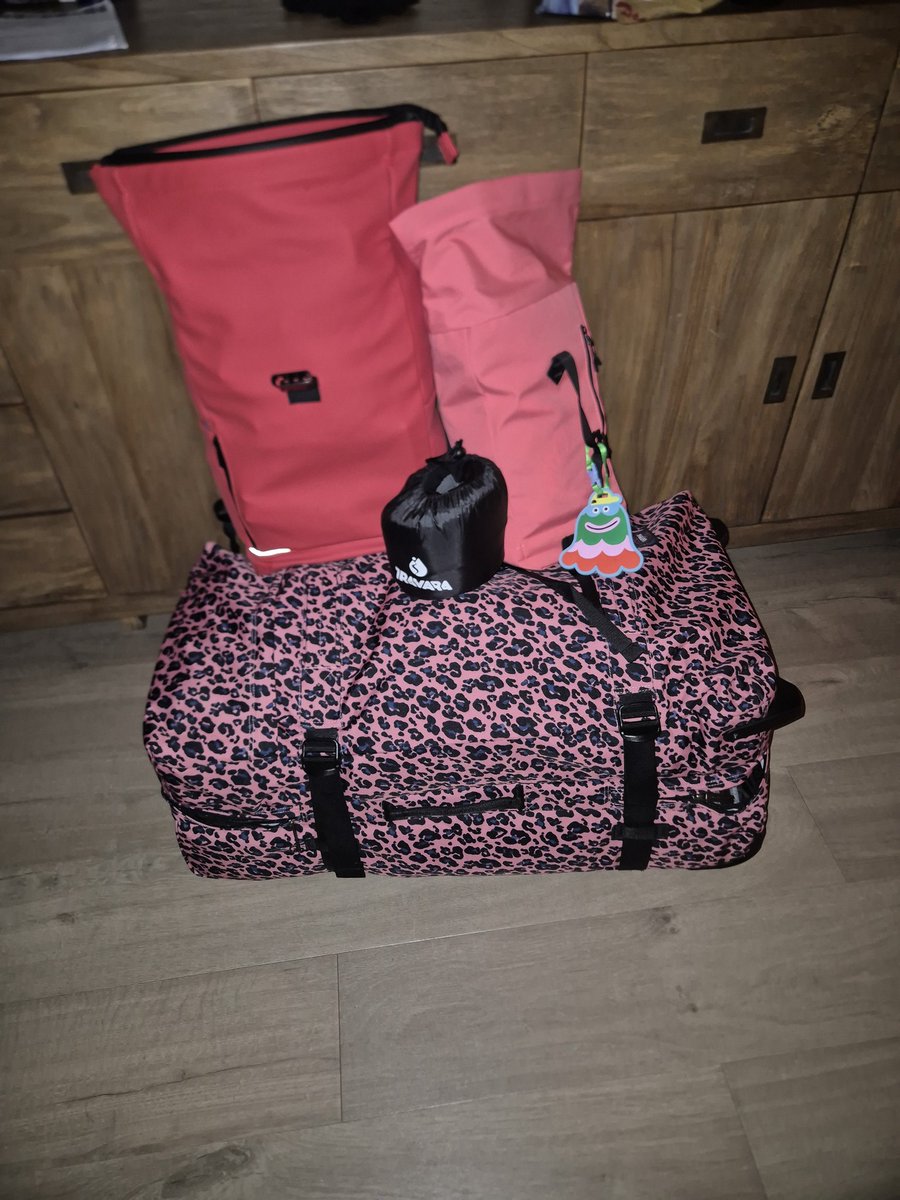 Gepakt en gezakt. We zijn er bijna. De zenuwen zijn aanwezig 😎