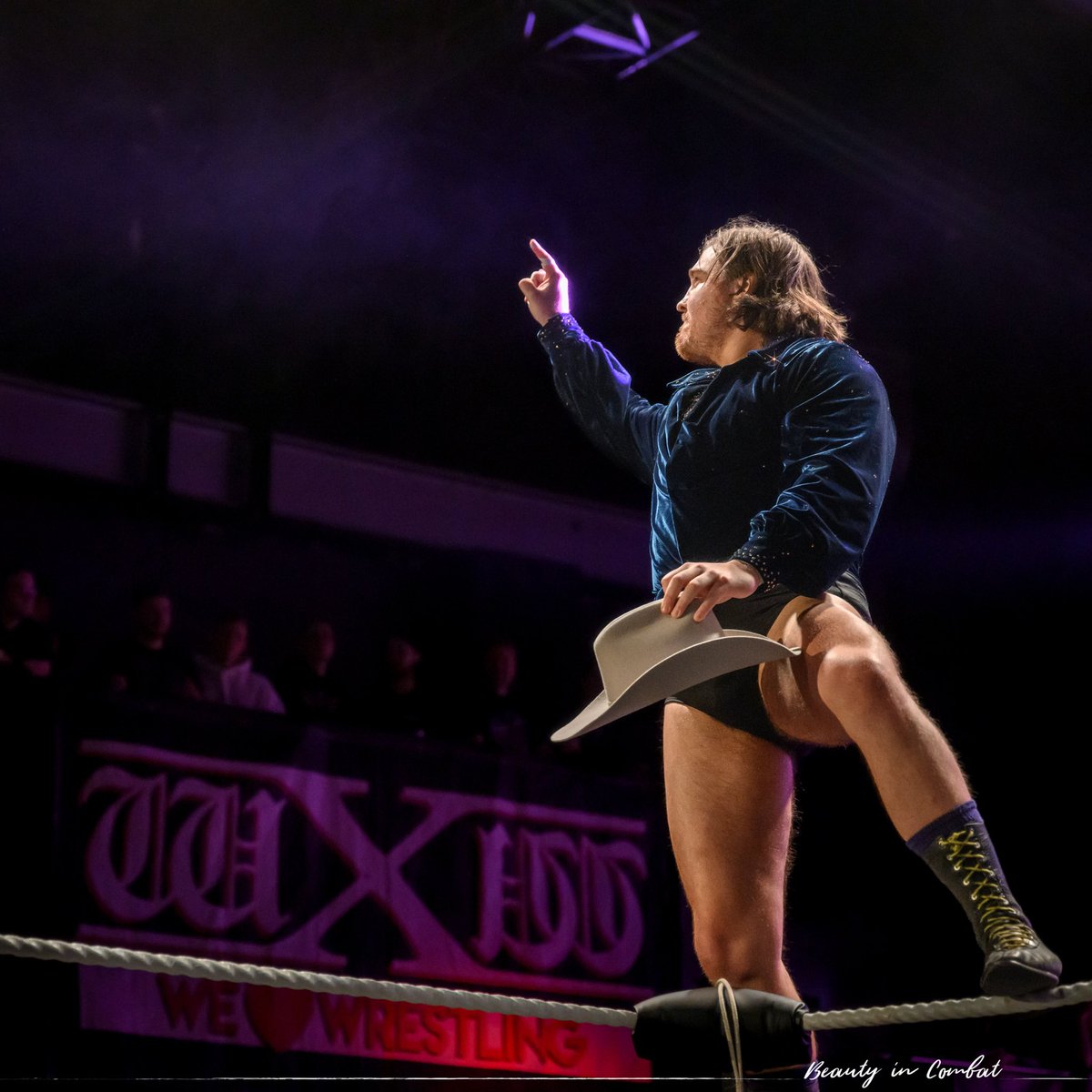 Thomas Shire tweet media