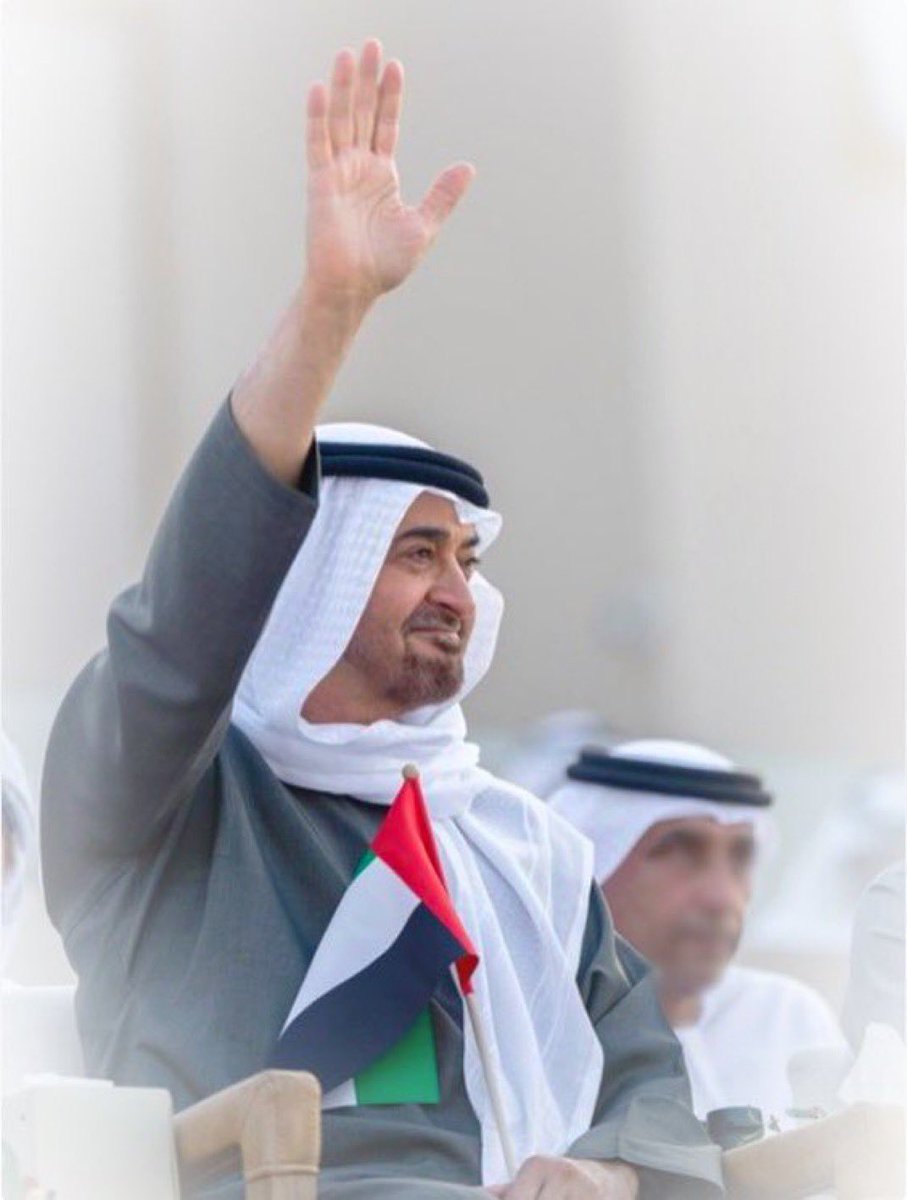 UAE_Godfather's tweet photo. .

يرحم كف بانيها 
وتسلم كف حاميها 🇦🇪

. https://t.co/r3KCiUXBUv