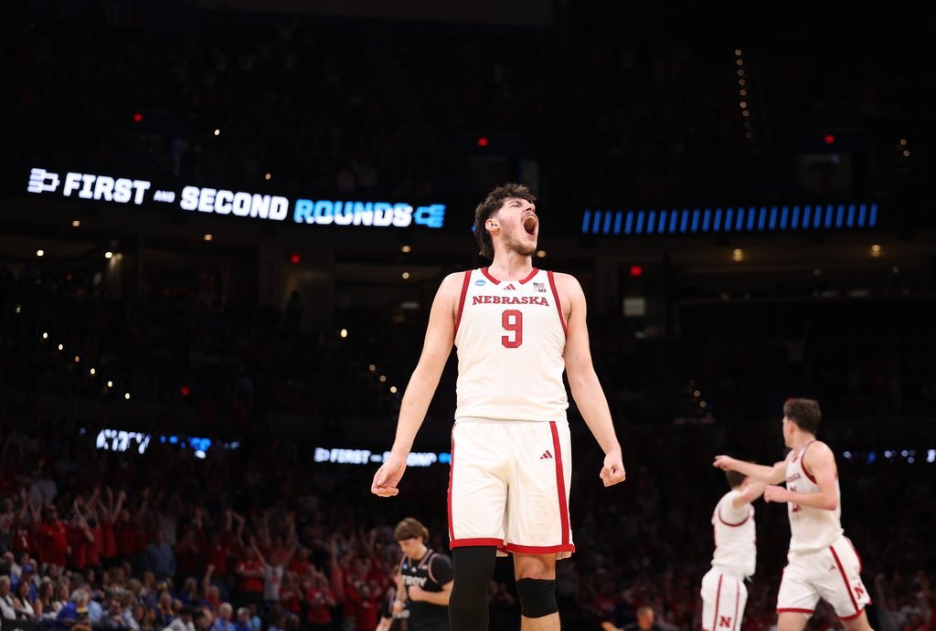 SportsBettingDime tweet media