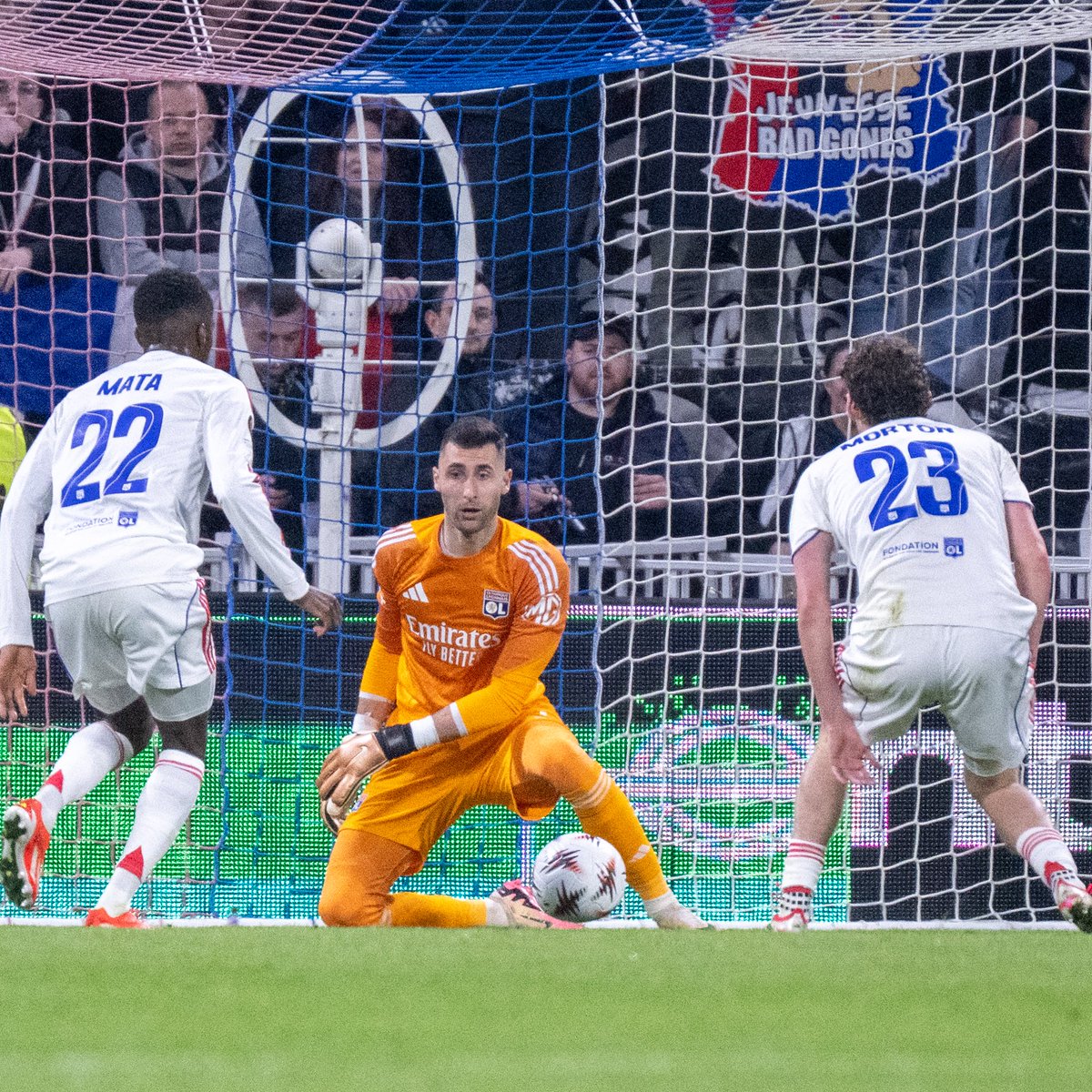 Olympique Lyonnais tweet media