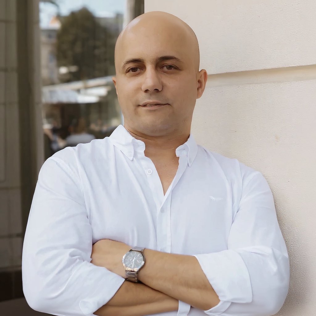 thekasik tweet media