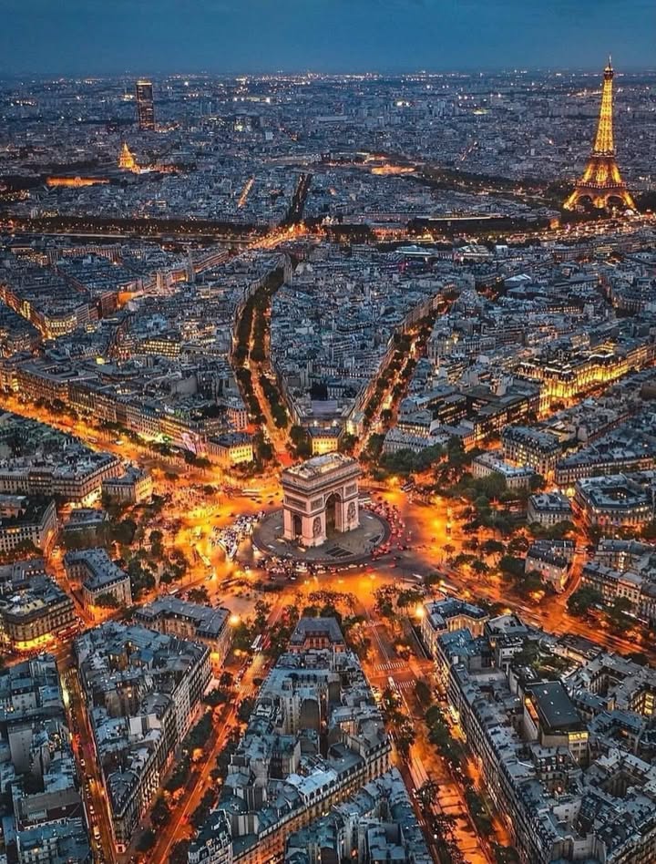 Amazing Eyes tweet media