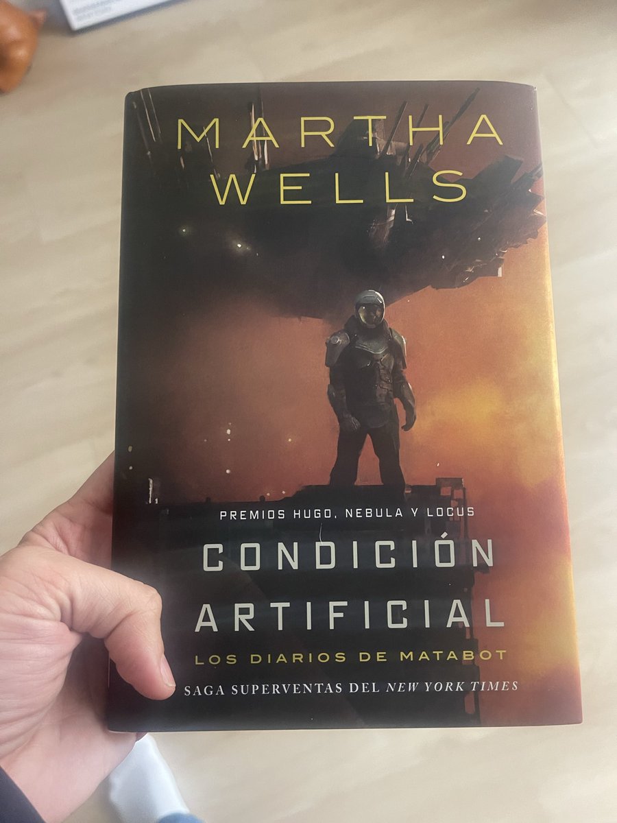 Vamos a por la segunda! Me pareció super interesante la primera, la pena es que se lee en dos ratos 🫣